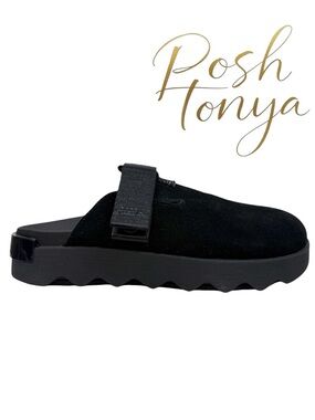 Sorel Viibe Black Suede Clog Black/Sea Salt Size 6.5  Cozy Cabincore